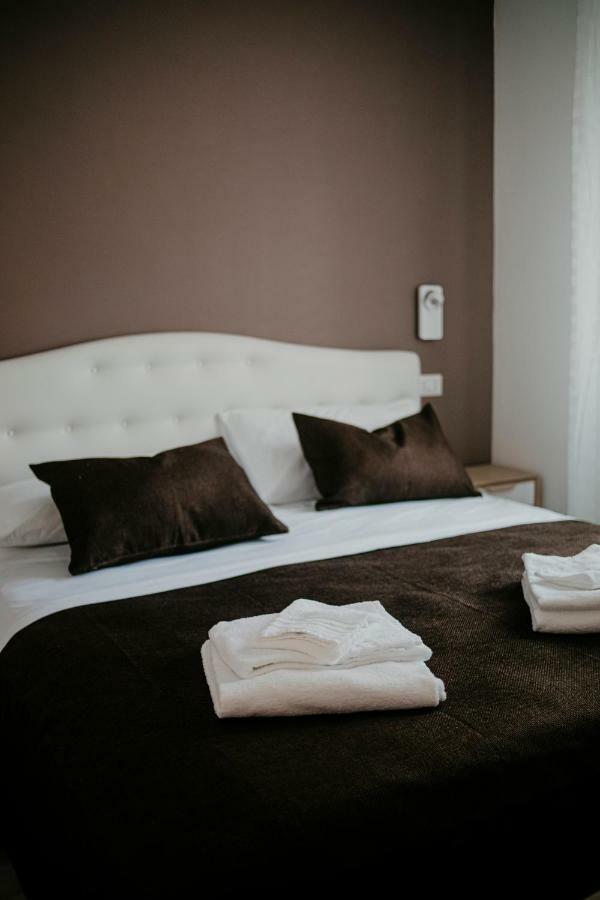 Nannare' Rooms Reggio Emilia Exterior foto